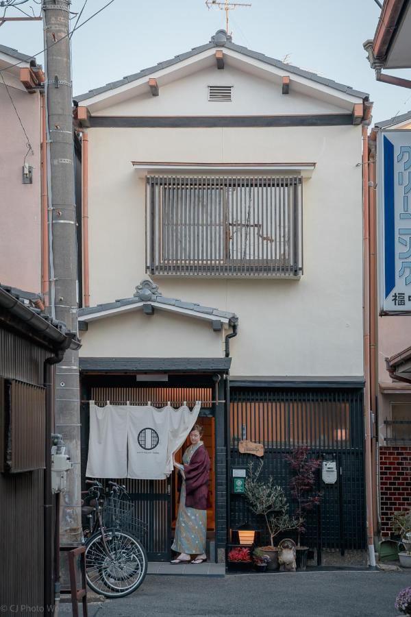 Guesthouse Hanamiya Киото Екстериор снимка