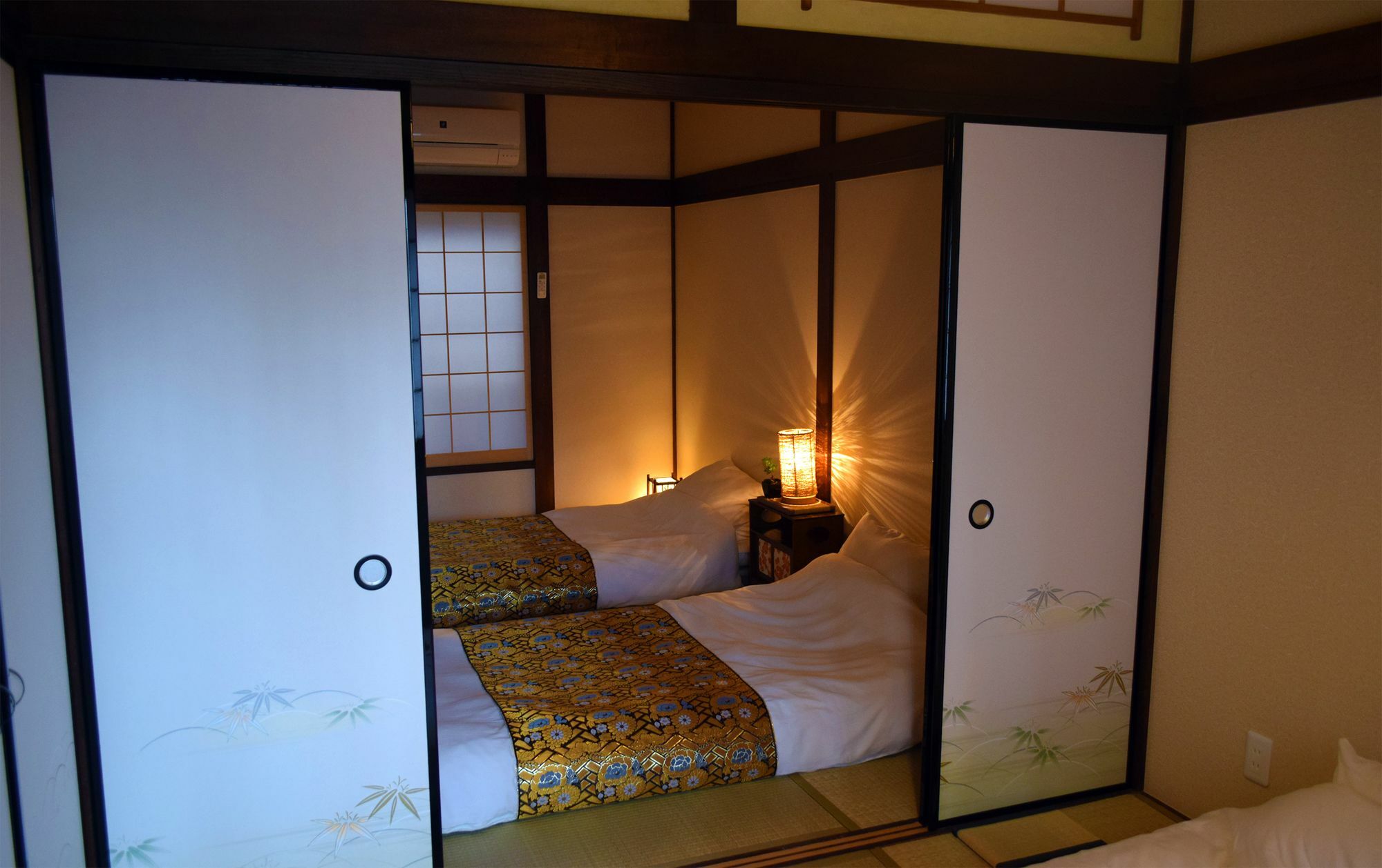 Guesthouse Hanamiya Киото Екстериор снимка